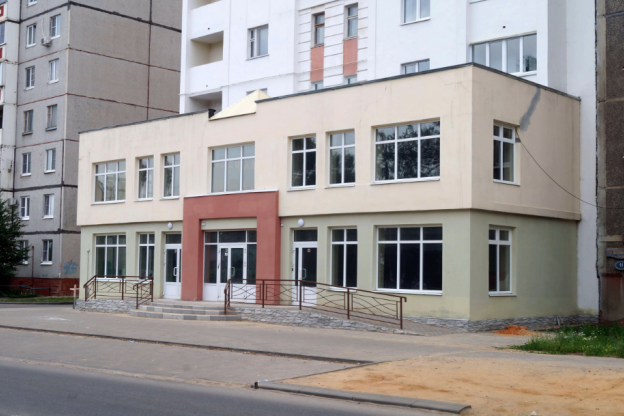 Сдать торговое помещение за 90 000 рублей на Ул. юных натуралистов, д. --