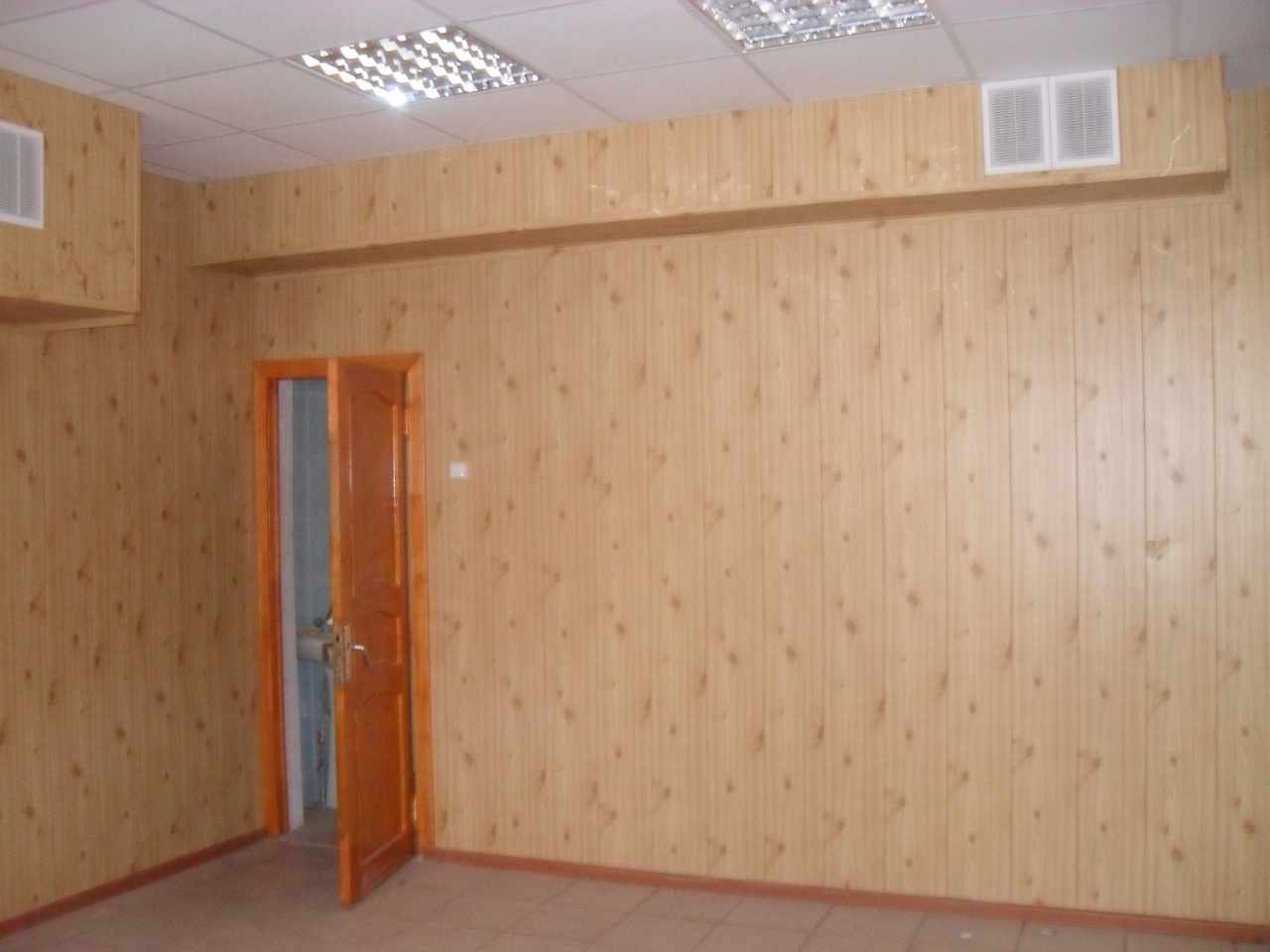 Сдать торговое помещение за 94 400 рублей на Ул. им генерала меркулова, д. --