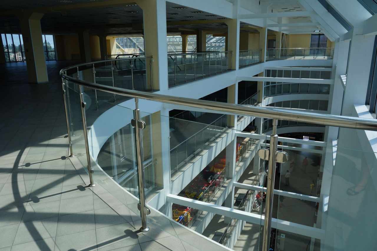 Сдать торговое помещение за 500 400 рублей на Ул. космонавтов, д. 98