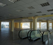 торговое помещение 1668 кв м Ул. космонавтов, д. 98