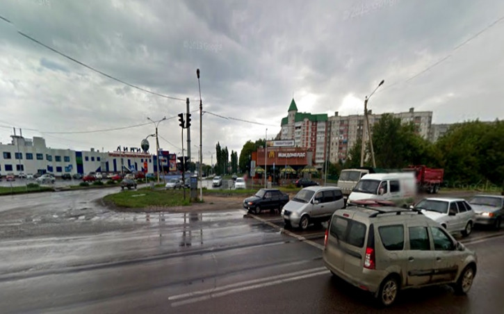 Торговое помещение Г елец, ул. коммунаров, д. ---