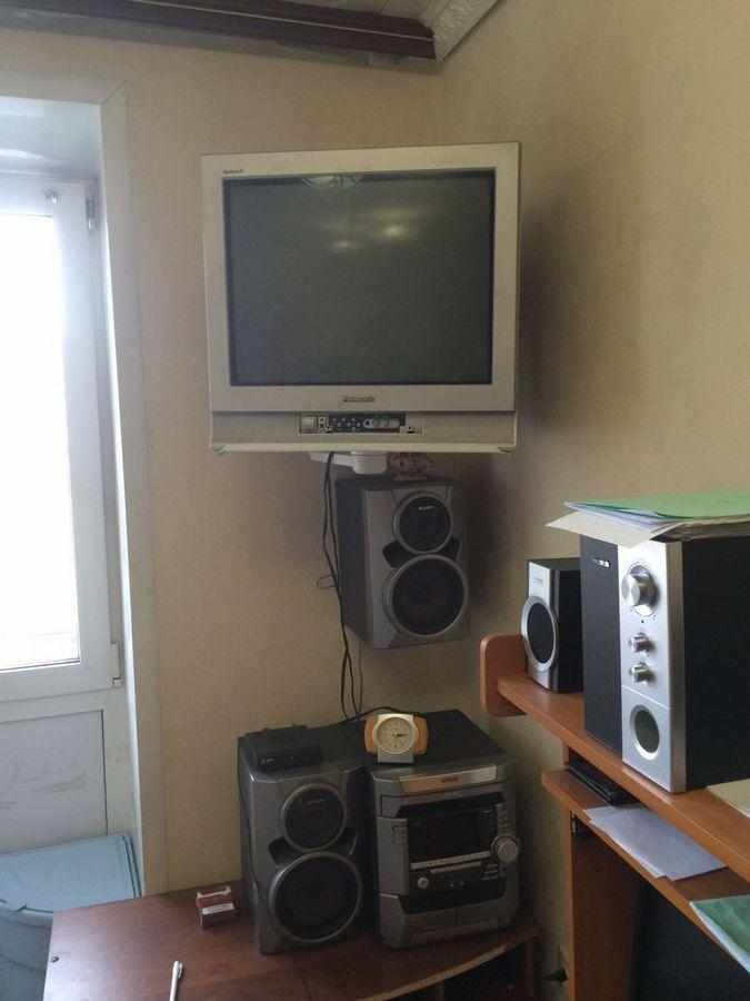 Купить комнату за 870 000 рублей на Ул. челюскинцев,44