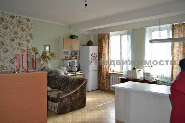 3-комн квартира Ул. зыряновская,55