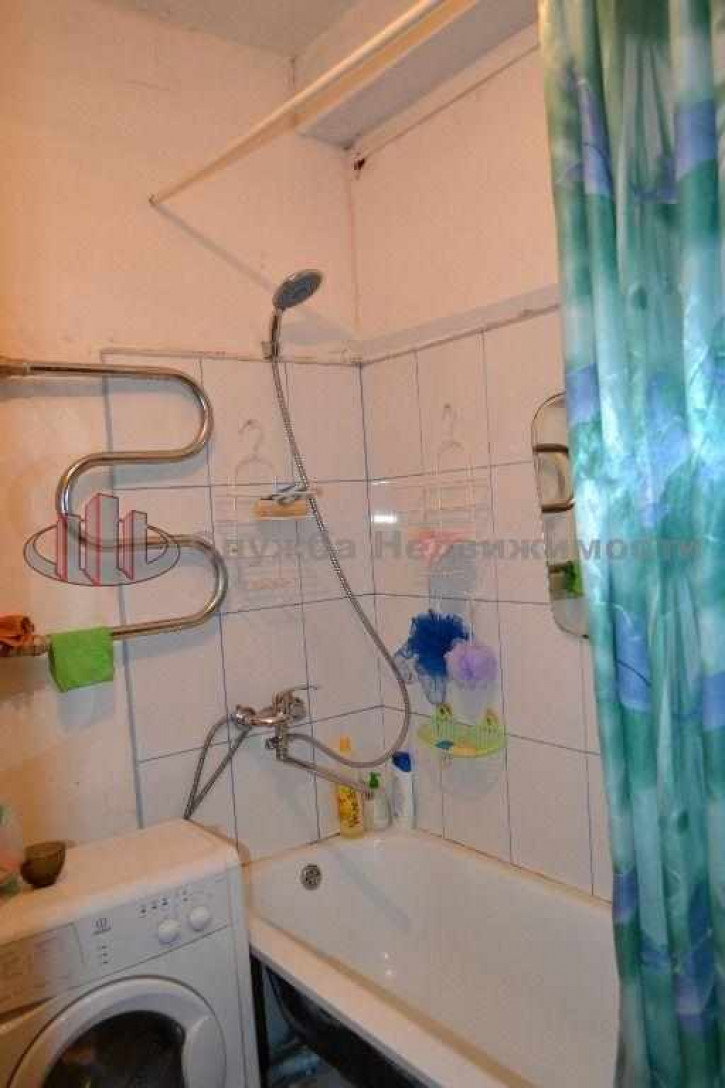 3-комн квартира Ул. зыряновская,55