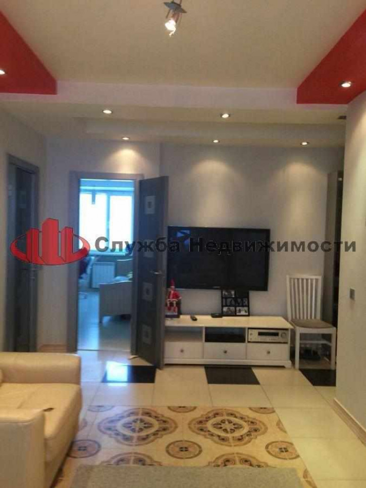 3-комн квартира Ул. красина,58
