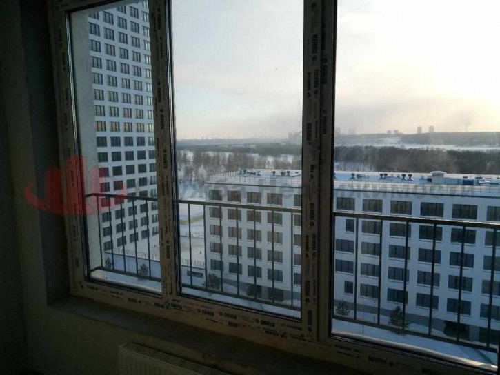 2-комн квартира Ул. большевистская,100/18