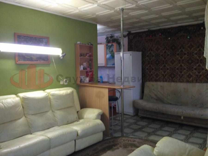 2-комн квартира Ул. крылова,64б