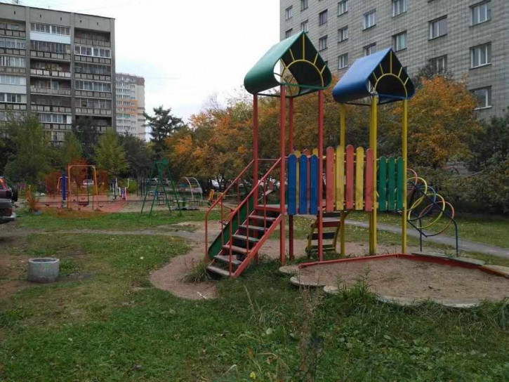 2-комн квартира Ул. крылова,64б