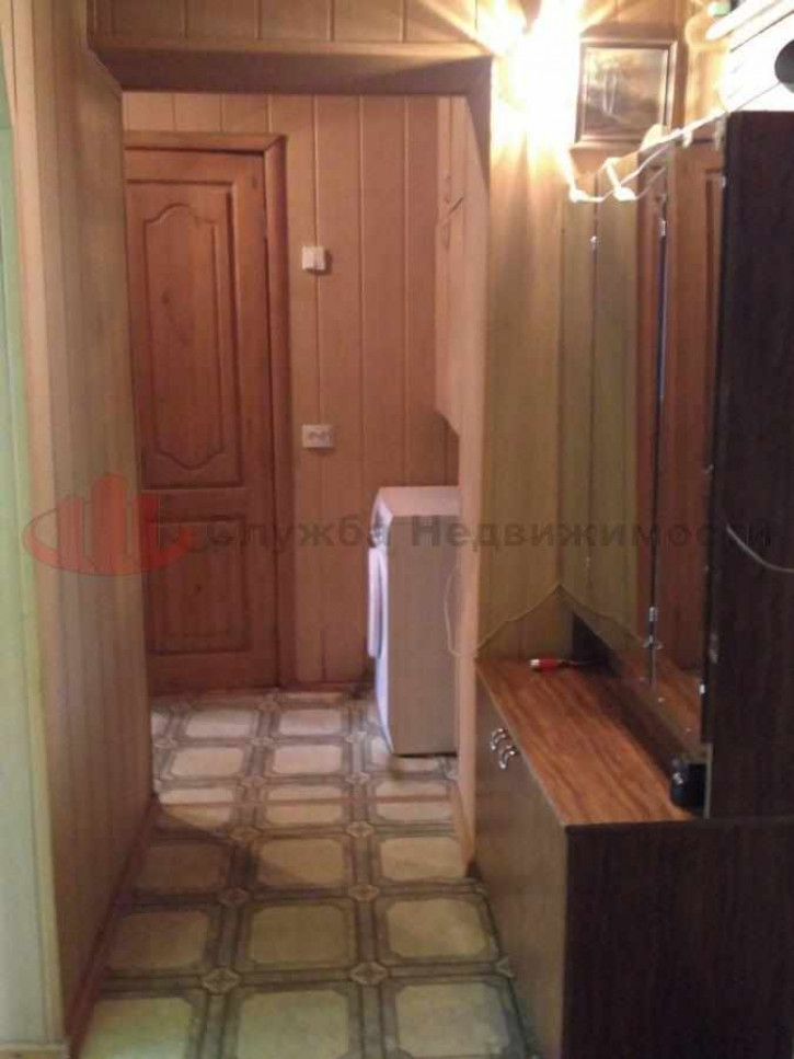 2-комн квартира Ул. крылова,64б