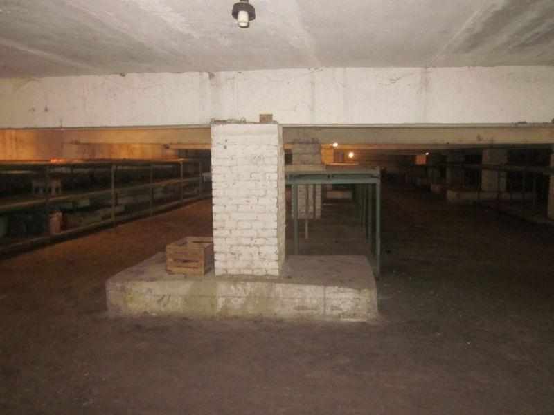 Сдать складское помещение за 10 000 рублей на г. Астрахань, Трусовский район, ул. Пушкина (Новый мост).
