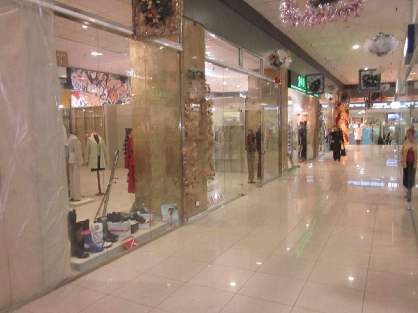 Сдать помещение свободного назначения за 585 000 рублей на г. Астрахань, ул. Свердлова, 31