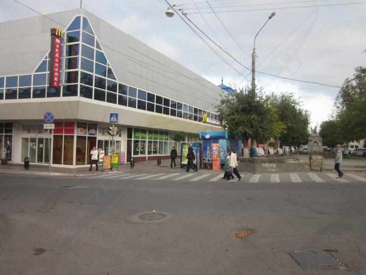 Торговое помещение г. Астрахань, ул. Свердлова, 22