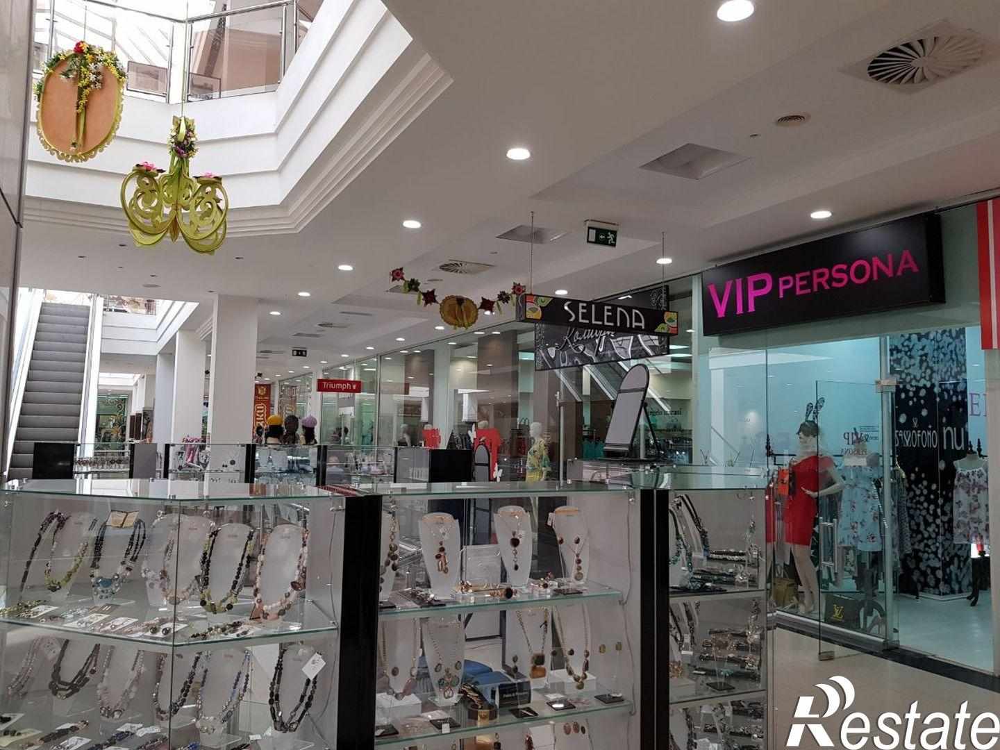 Сдать помещение свободного назначения за 78 400 рублей на г. Астрахань, Кировский район, ул. Бакинская, 39