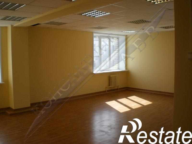 Сдать офис, помещение под офис за 225 350 рублей на г.Астрахань, Кировский р-он, ул. Победы