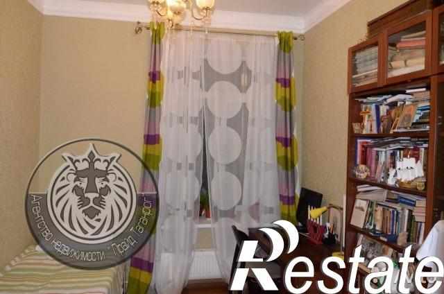 Купить квартиру за 2 350 000 рублей на Петровская ул, 42
