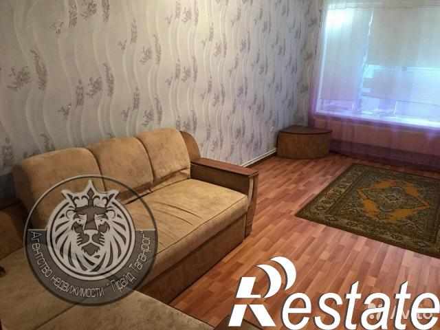 Купить квартиру за 2 700 000 рублей на Адмирала Крюйса ул, 2