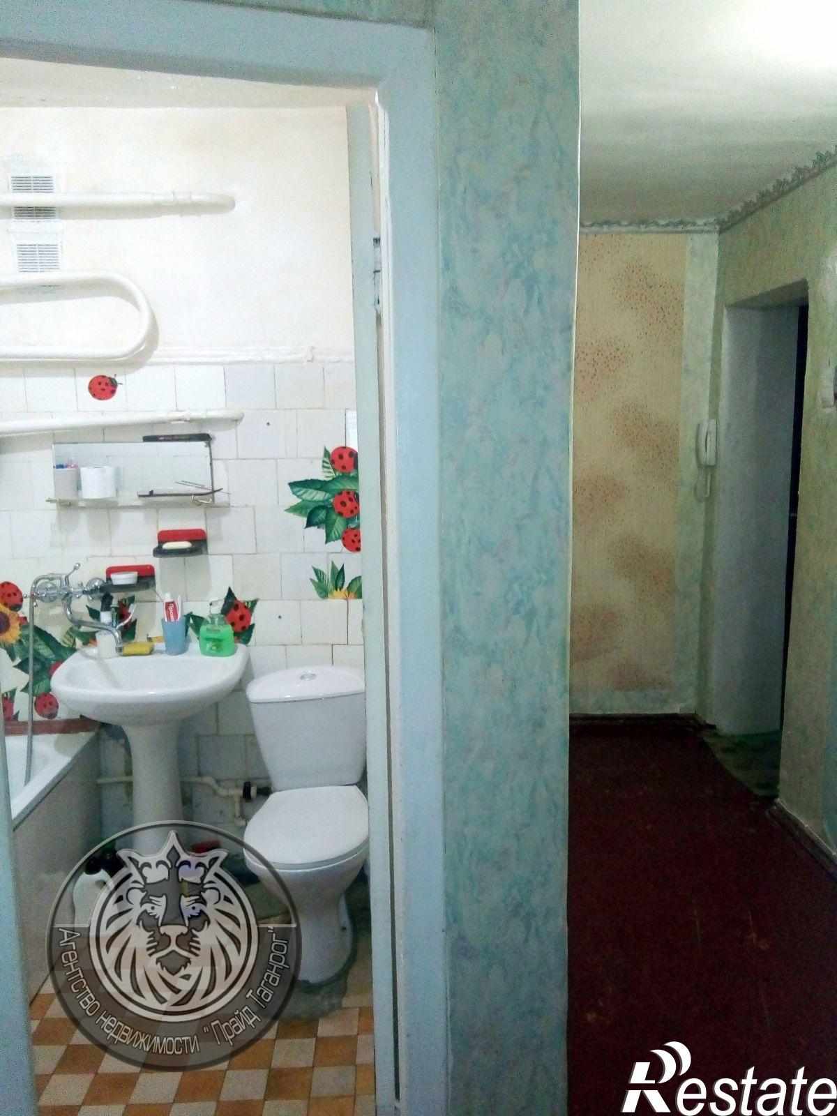 Купить квартиру за 1 000 000 рублей на 10-й пер, 116