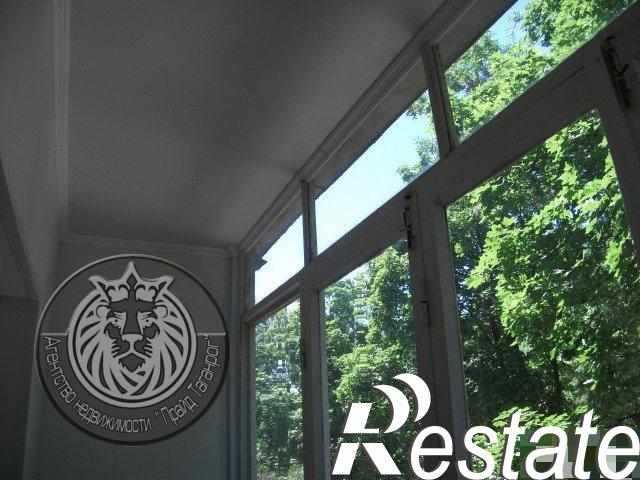 Купить квартиру за 1 800 000 рублей на Лизы Чайкиной ул, 64-1
