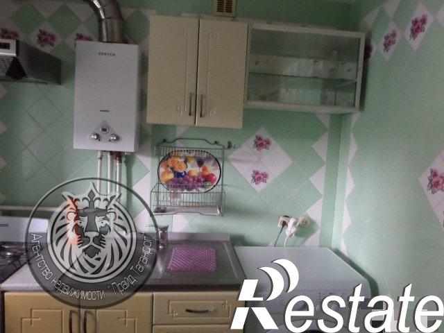Купить квартиру за 1 400 000 рублей на Таганрог, Ростовская область, улица Калинина
