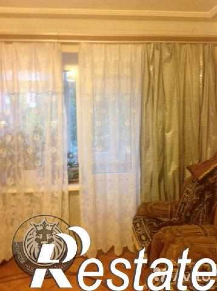 3-комн квартира Калинина ул, 127