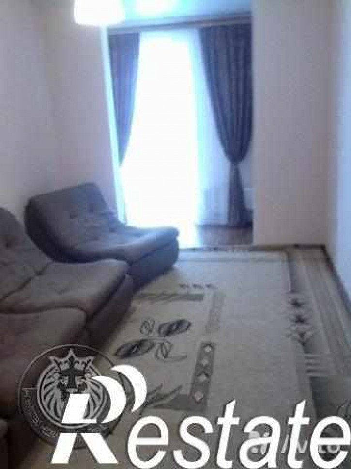 3-комн квартира Адмирала Крюйса ул, 23