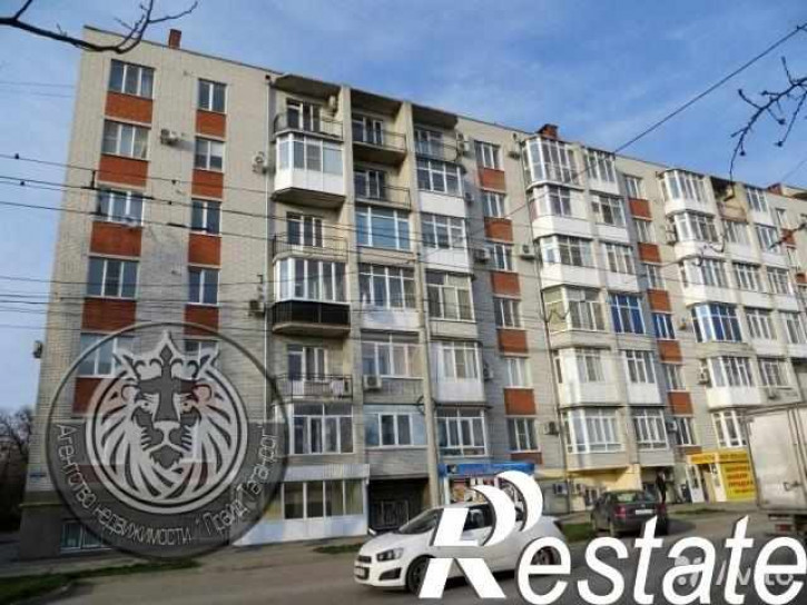 2-комн квартира Ломакина ул, 4