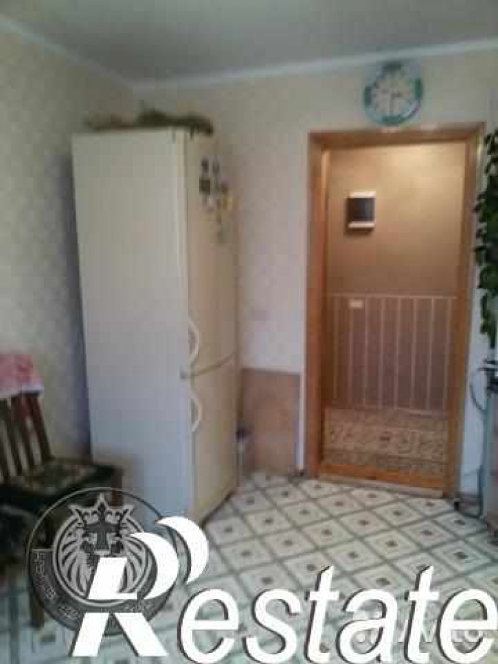 3-комн квартира Комарова ул,  4, корпус 2