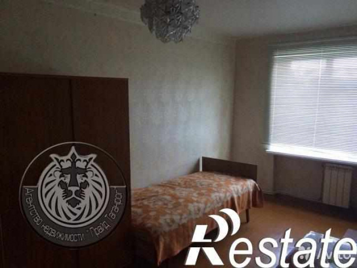 3-комн квартира Инициативная ул, 84