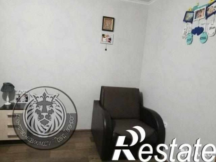 1-комн квартира Нестерова ул, 25