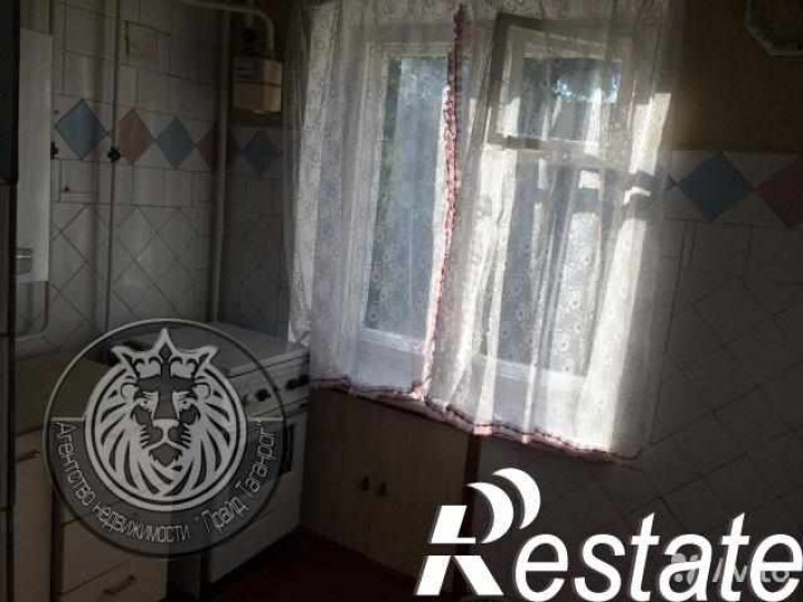 3-комн квартира Инициативная ул, 84
