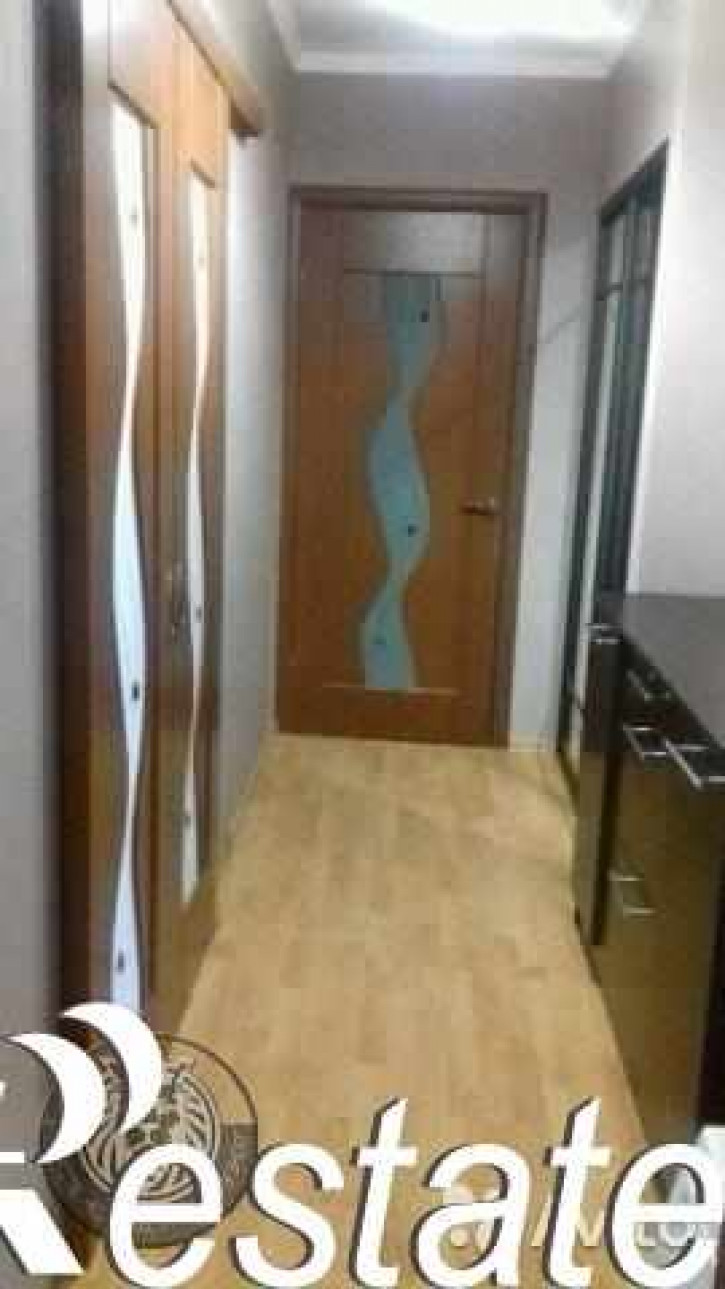 2-комн квартира Парковый пер, 6