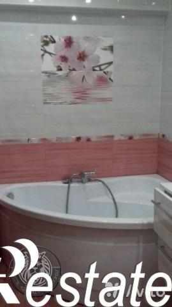 2-комн квартира Парковый пер, 6