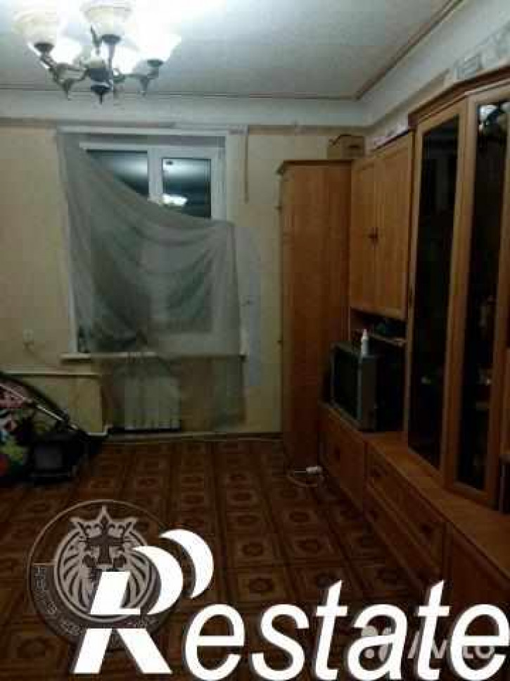2-комн квартира Октябрьская пл, 2