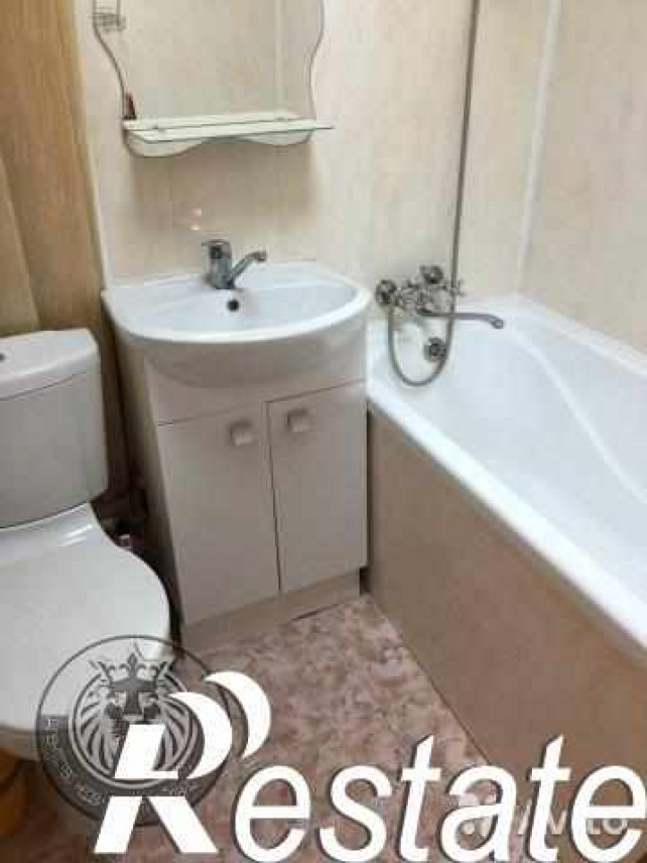 2-комн квартира Менделеева ул, 4
