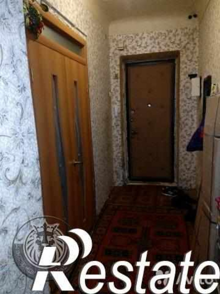 2-комн квартира Октябрьская пл, 2