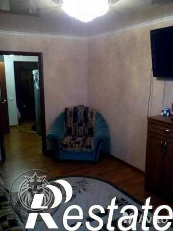 3-комн квартира Комарова ул, 7
