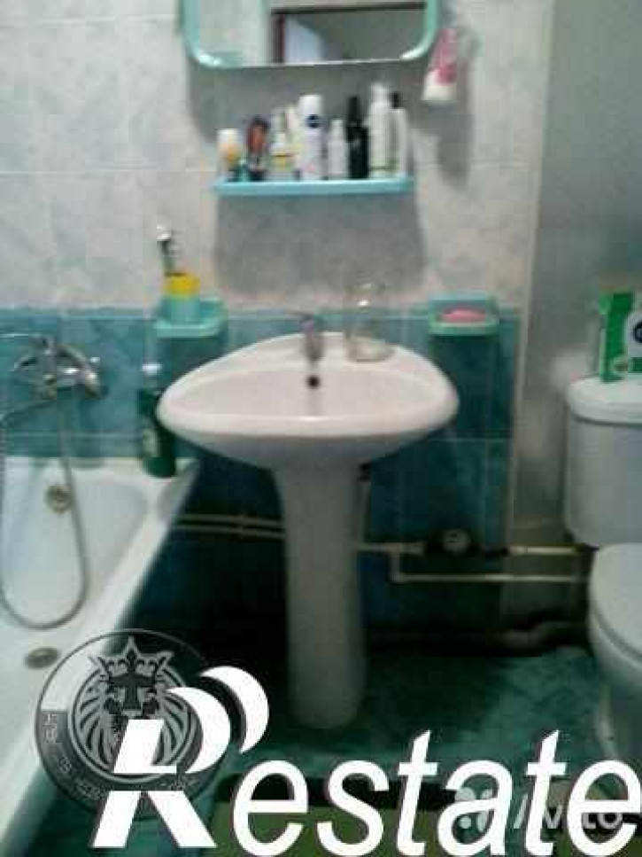 3-комн квартира Комарова ул, 7