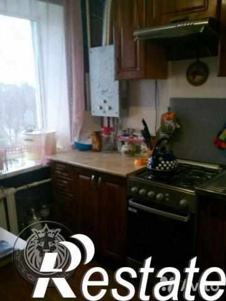 3-комн квартира Комарова ул, 7