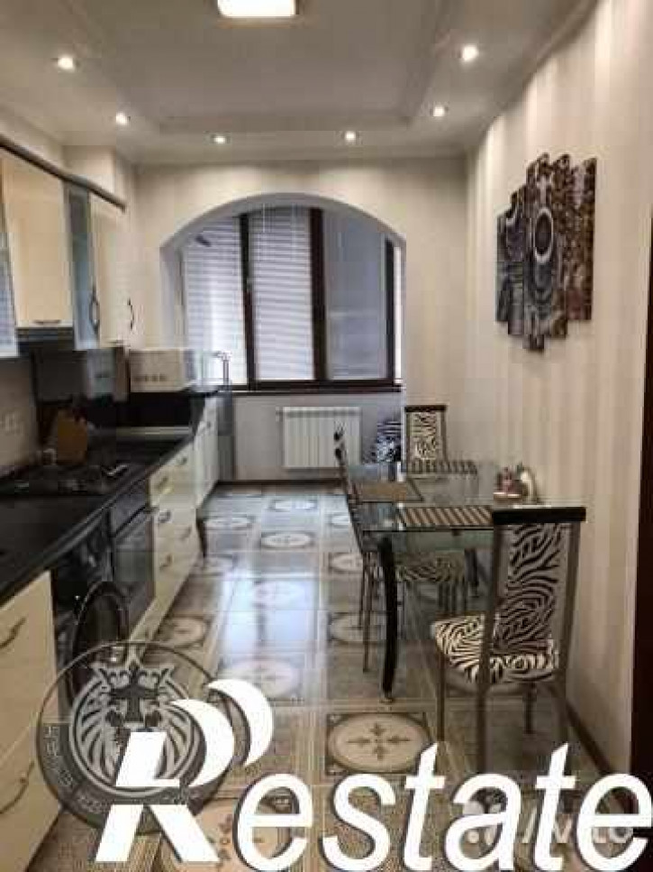 1-комн квартира Чехова ул, 341
