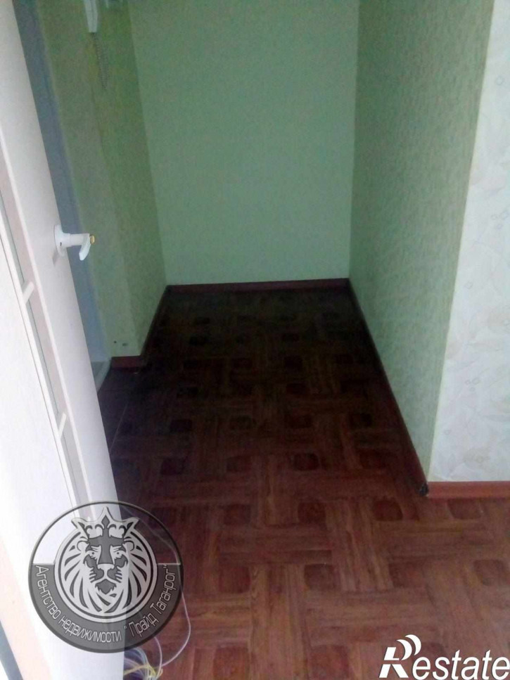 1-комн квартира Нестерова ул, 21