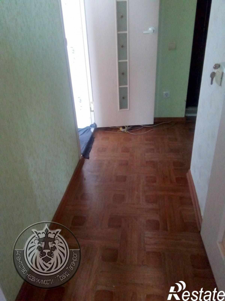 1-комн квартира Нестерова ул, 21