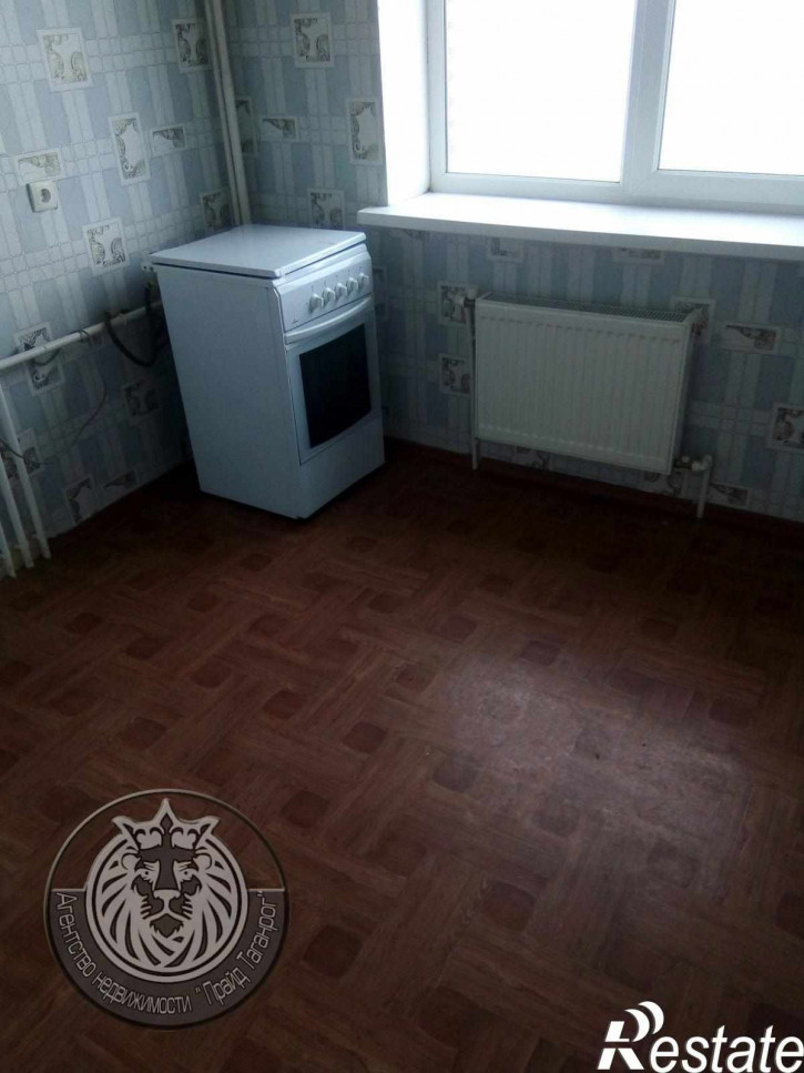 1-комн квартира Нестерова ул, 21