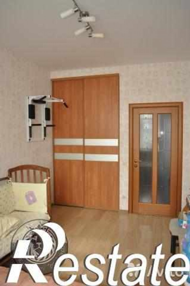3-комн квартира Фрунзе ул, 82