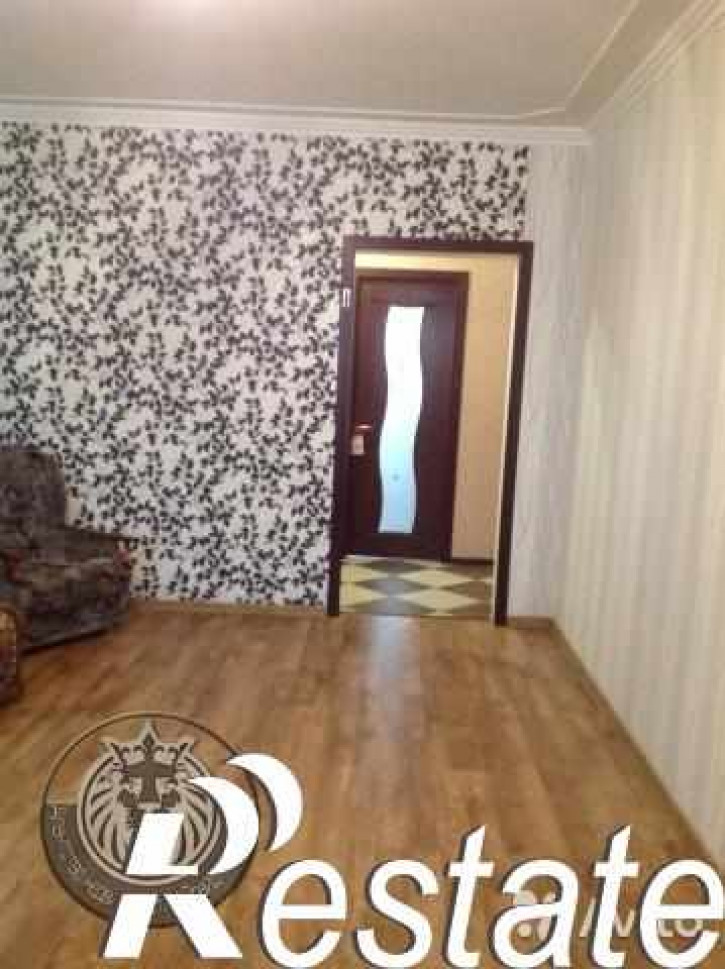 3-комн квартира Чехова ул, 340