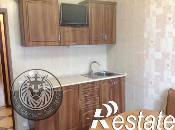 3-комн квартира Чехова ул, 340