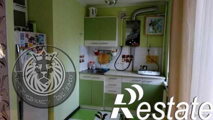 3-комн квартира Комсомольский Спуск ул, 2А