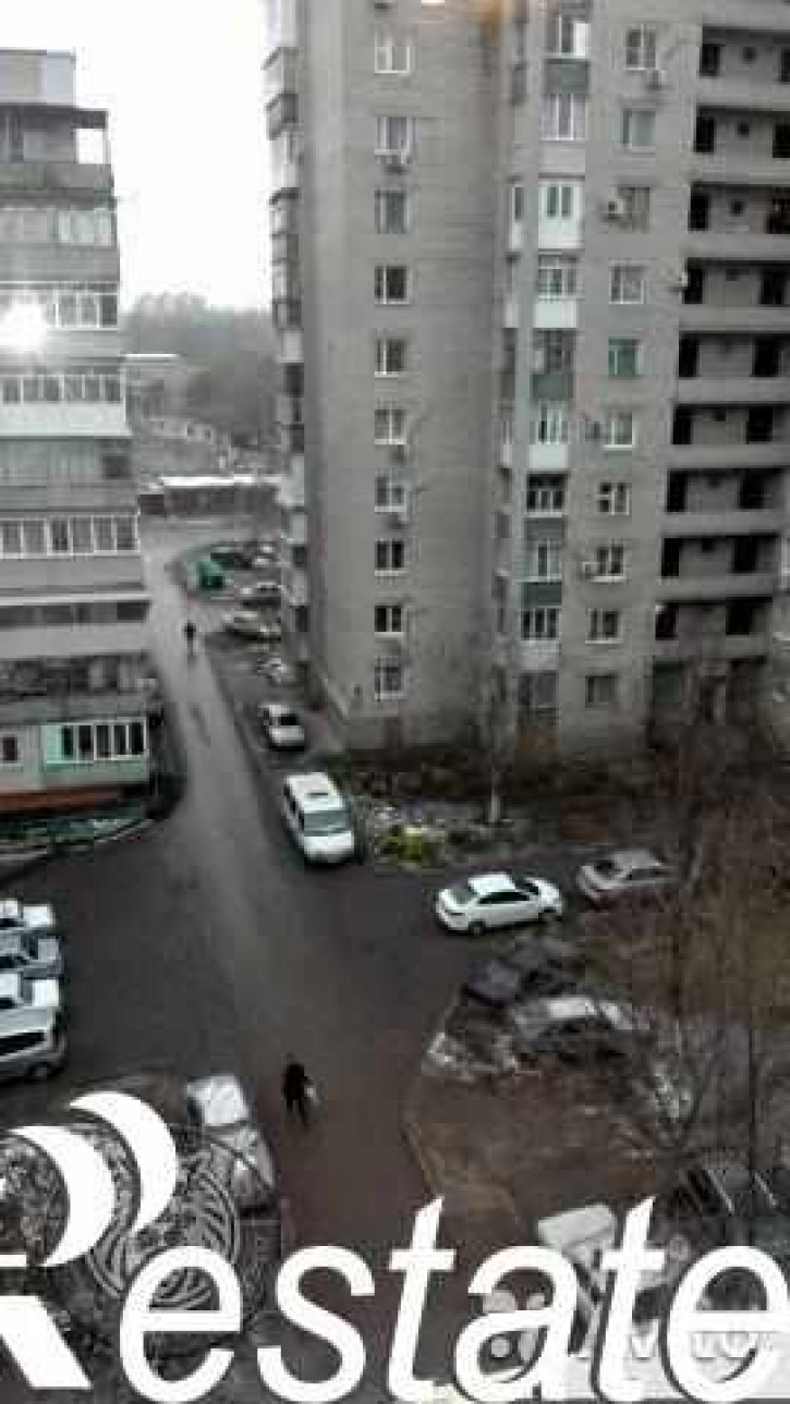 3-комн квартира Сергея Лазо ул, 5/3