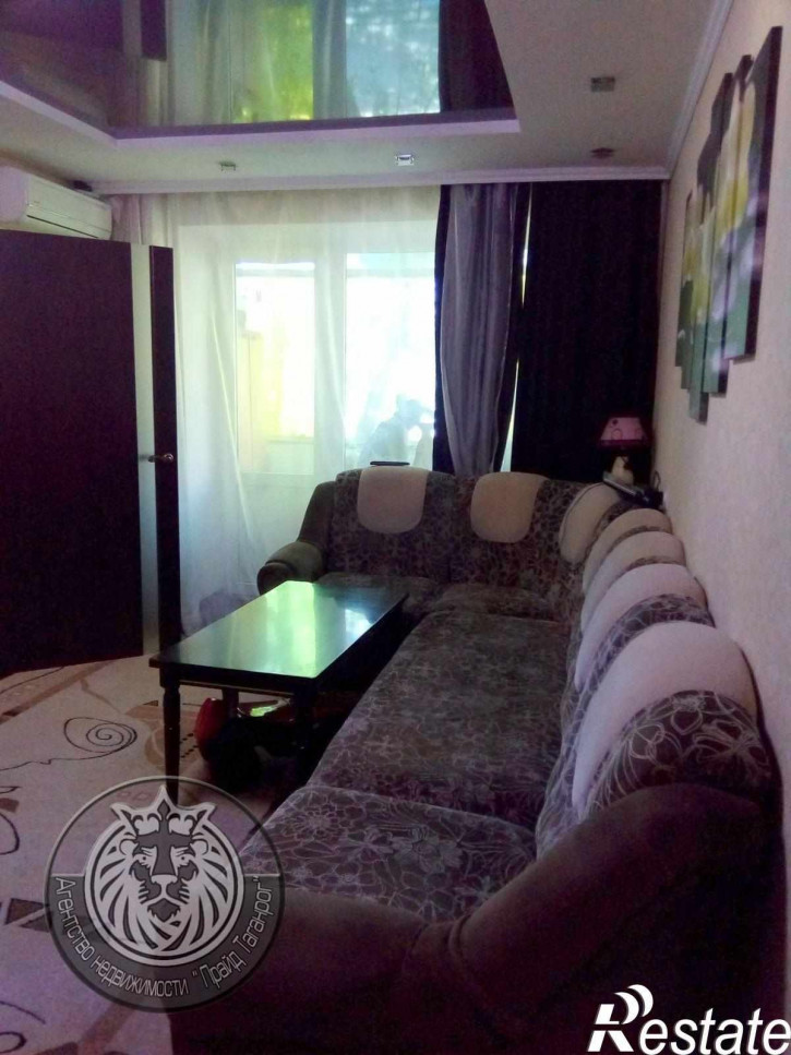 3-комн квартира Дзержинского ул, 175