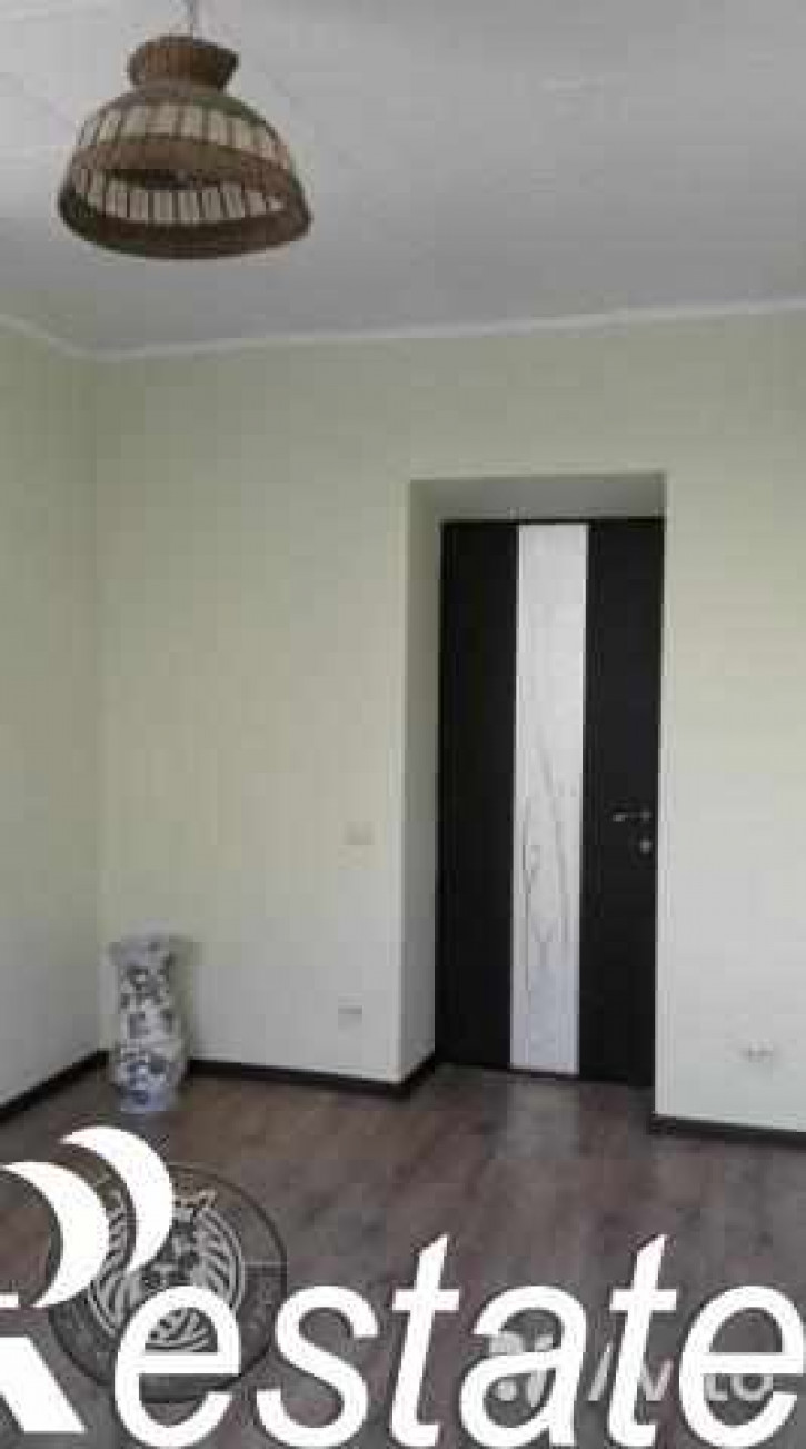 2-комн квартира Ростовская область, Таганрог, 18-й переулок, 1а , 1 А