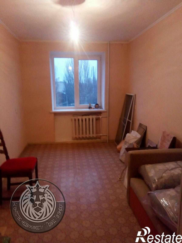 2-комн квартира 18-й пер, /Октябрьская